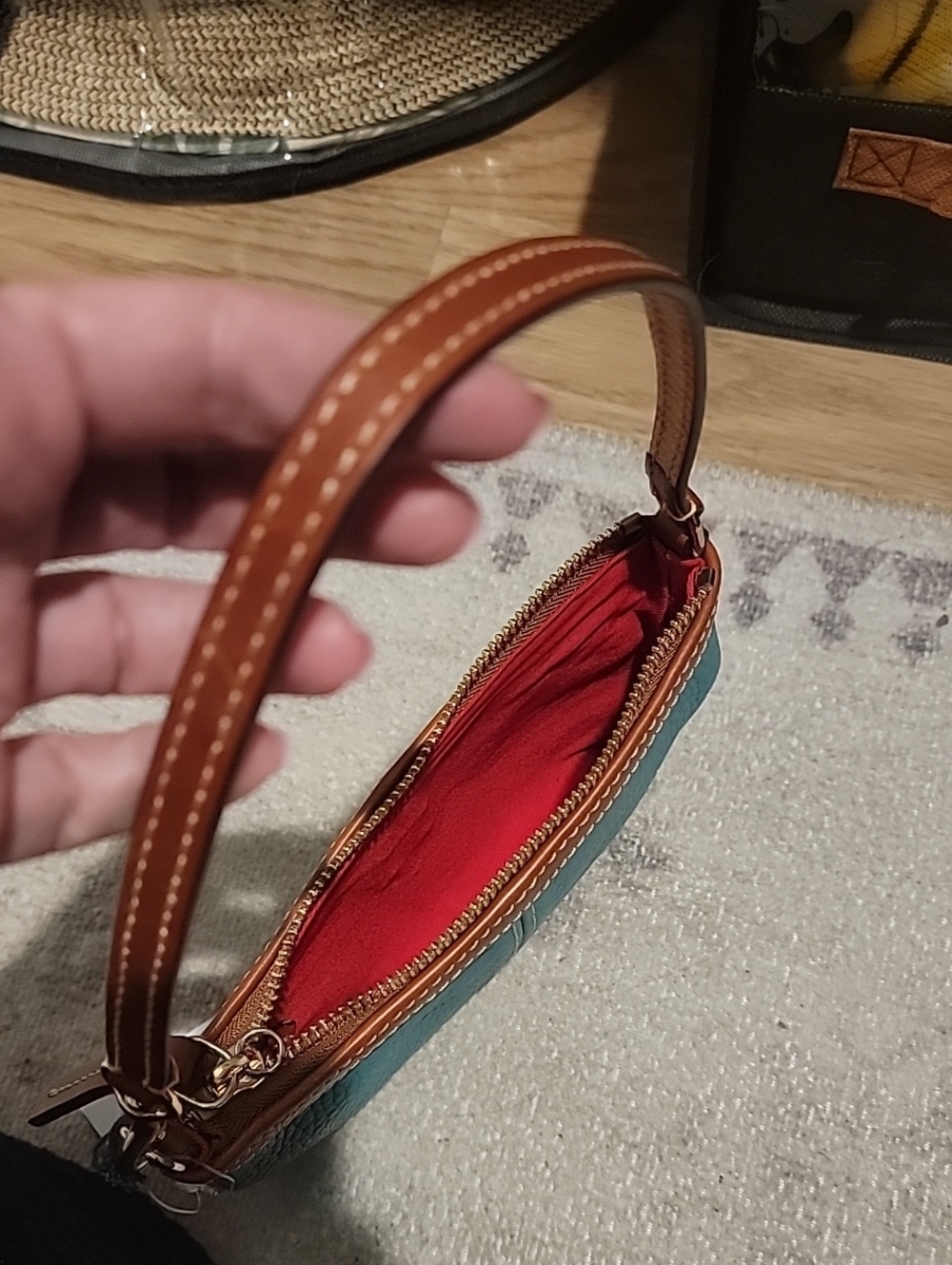 Dooney & Bourke Teal Pebbled Leather Wristlet with Brown Trim ~ New With Tags - Picture 15 of 16